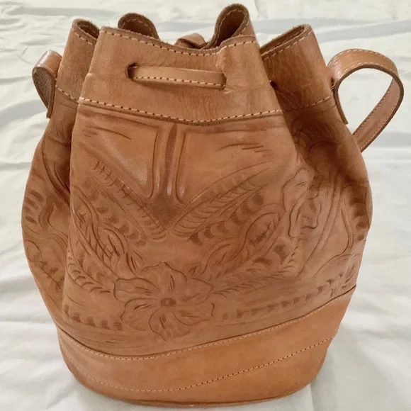 Y2K Vintage Cute Leather Bucket Style Bag, Hand Made In Paraguay - Picture 11 of 14
